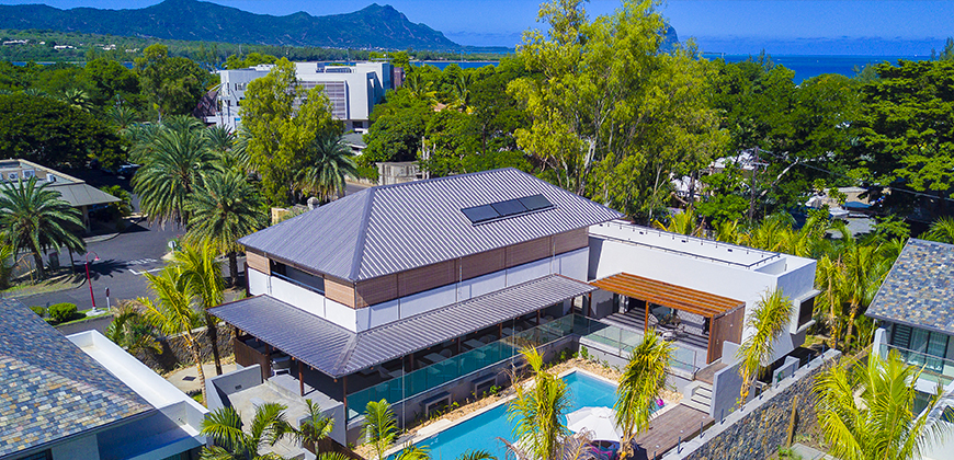 luxury villa grand gaube for sale